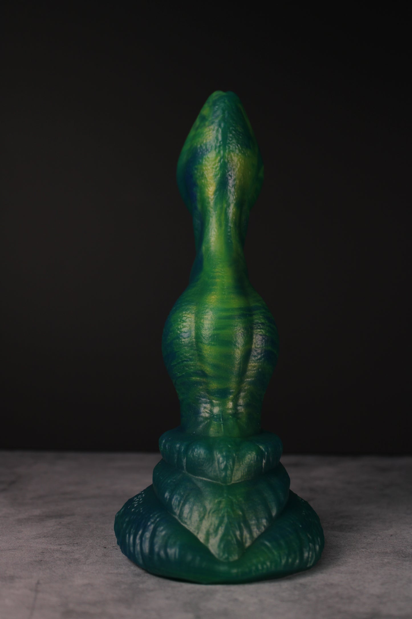 Cassius (Large | Soft)