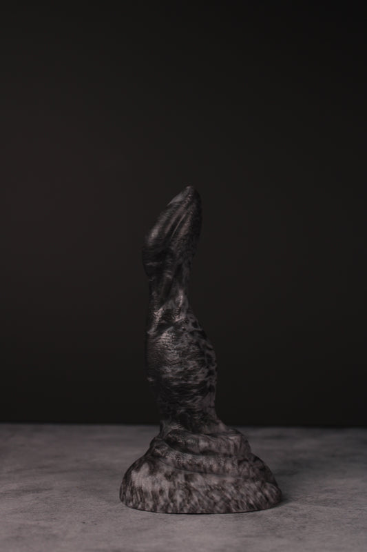 Cassius (Small | Soft)