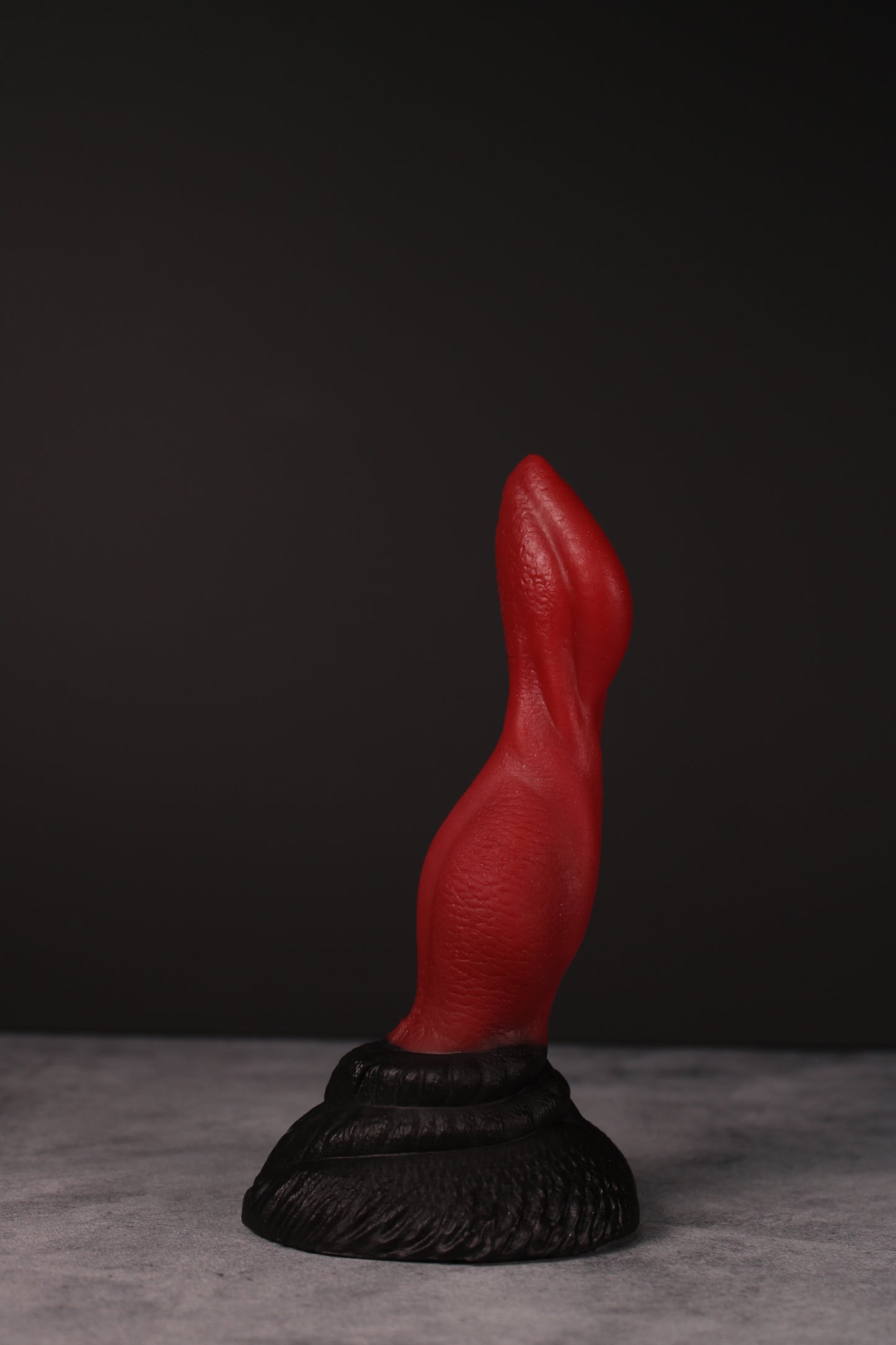 Cassius (Small | Soft)