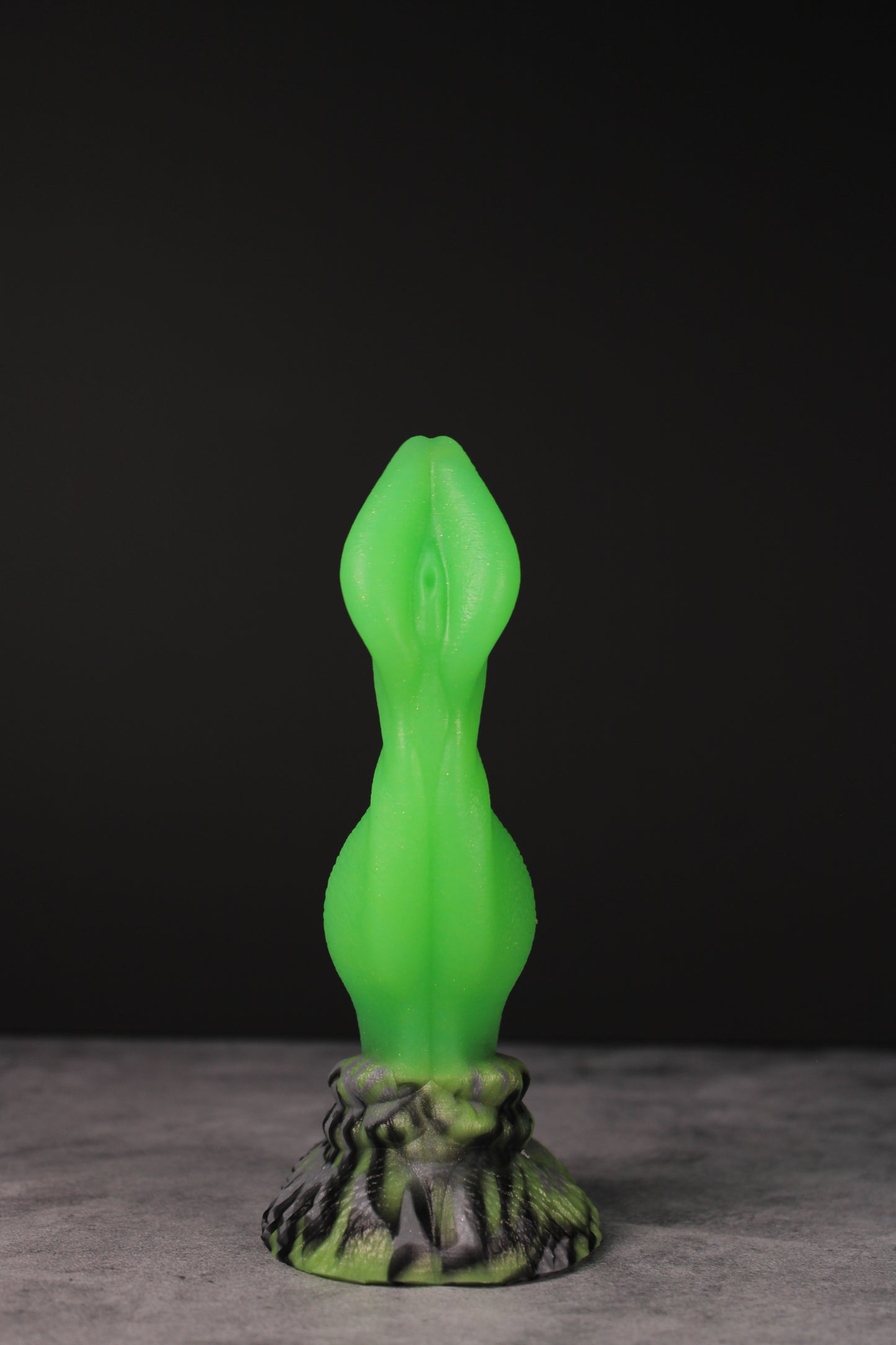 Cassius (Small | Soft)