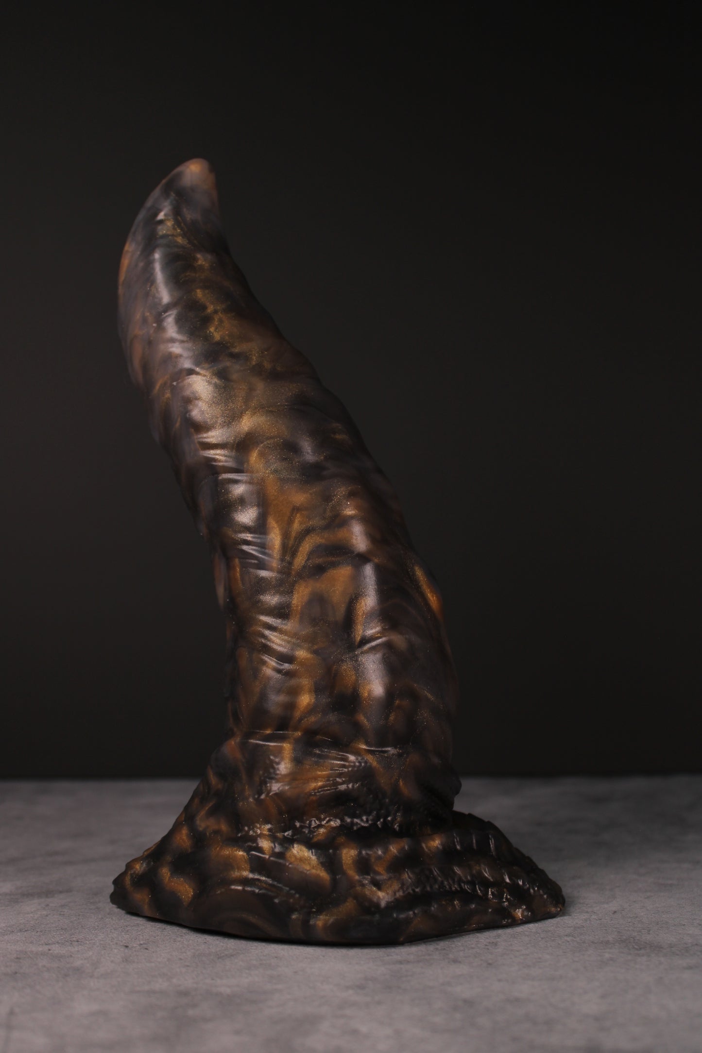 Caiman (Large | Soft)