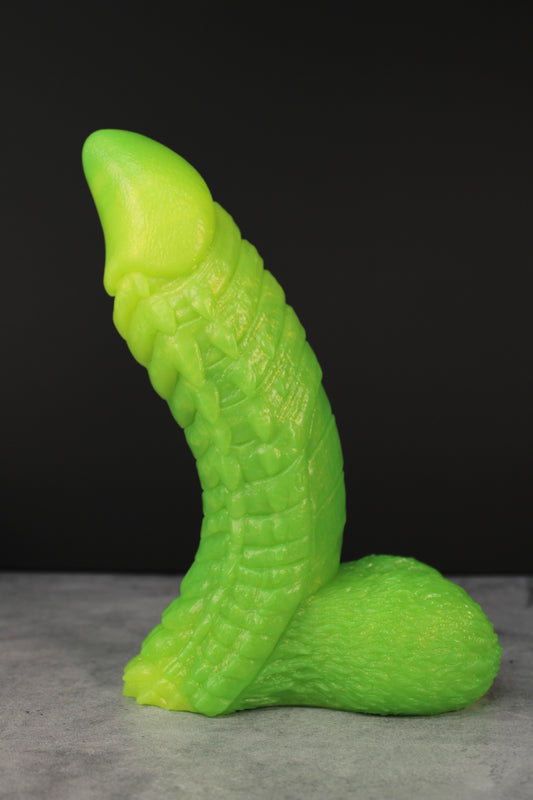 Xenocat (Large | Soft)
