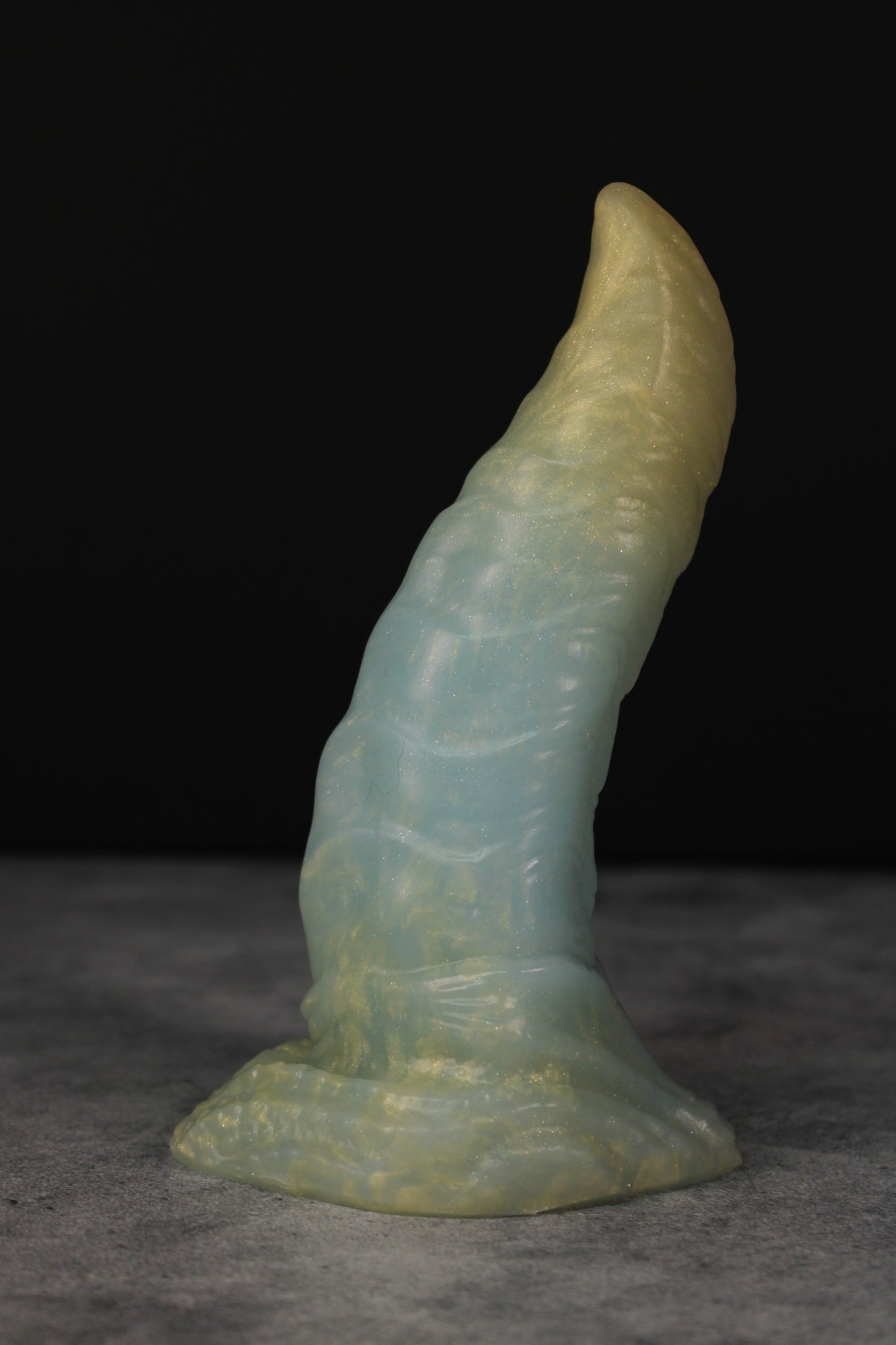 Caiman (Small | Soft)