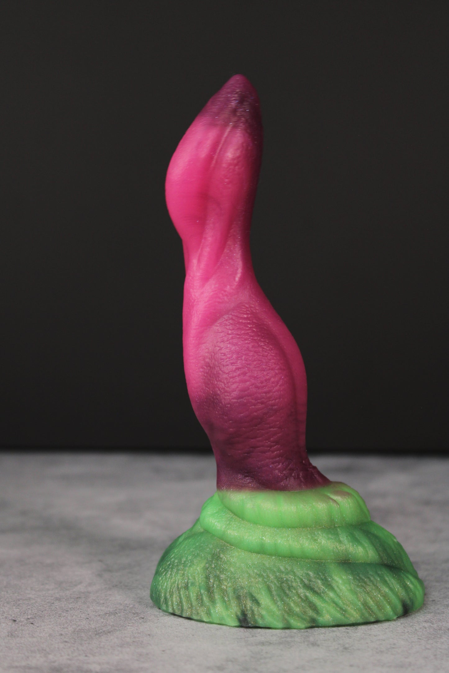 Cassius (Small | Soft)