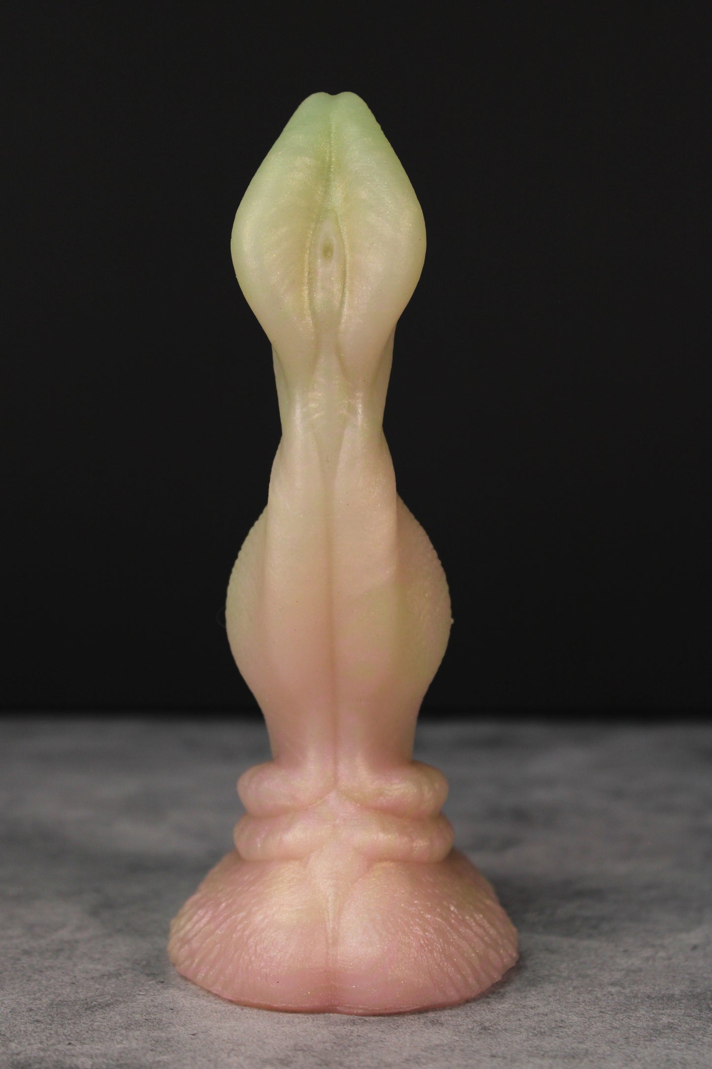 Cassius (Small | Hybrid)
