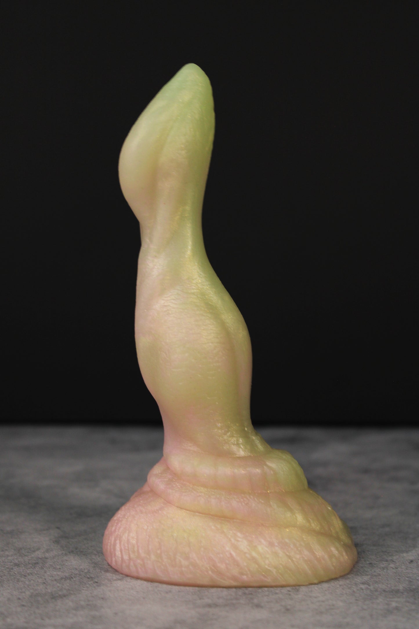 Cassius (Small | Hybrid)