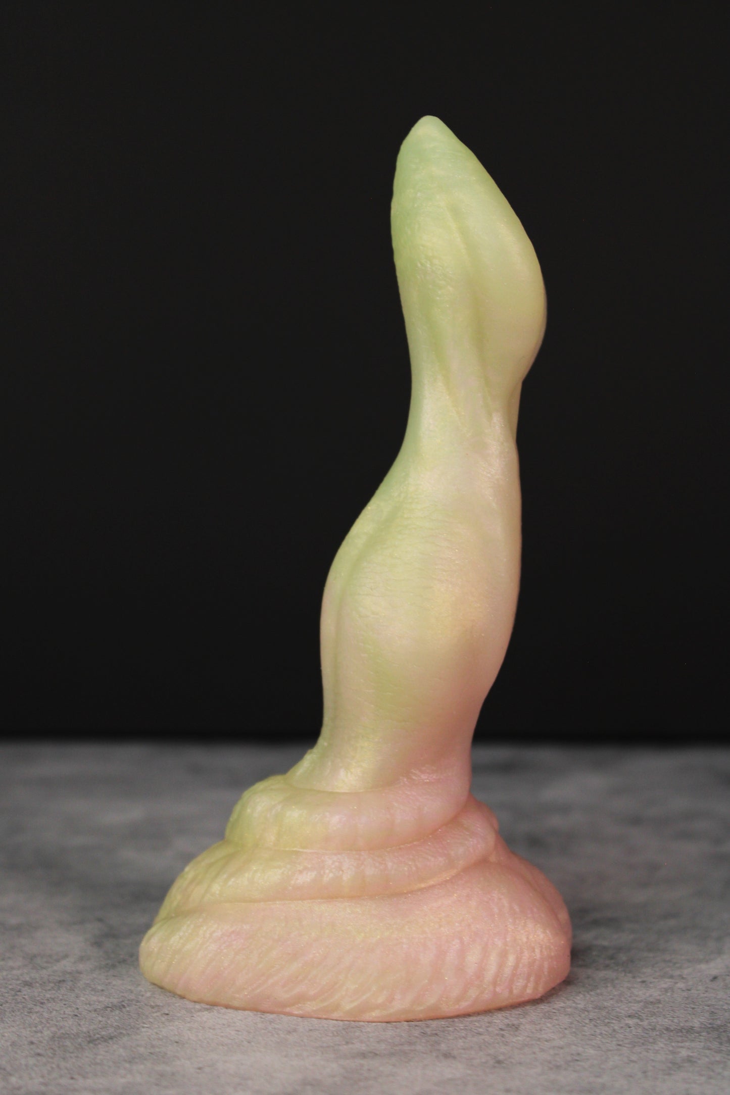Cassius (Small | Hybrid)