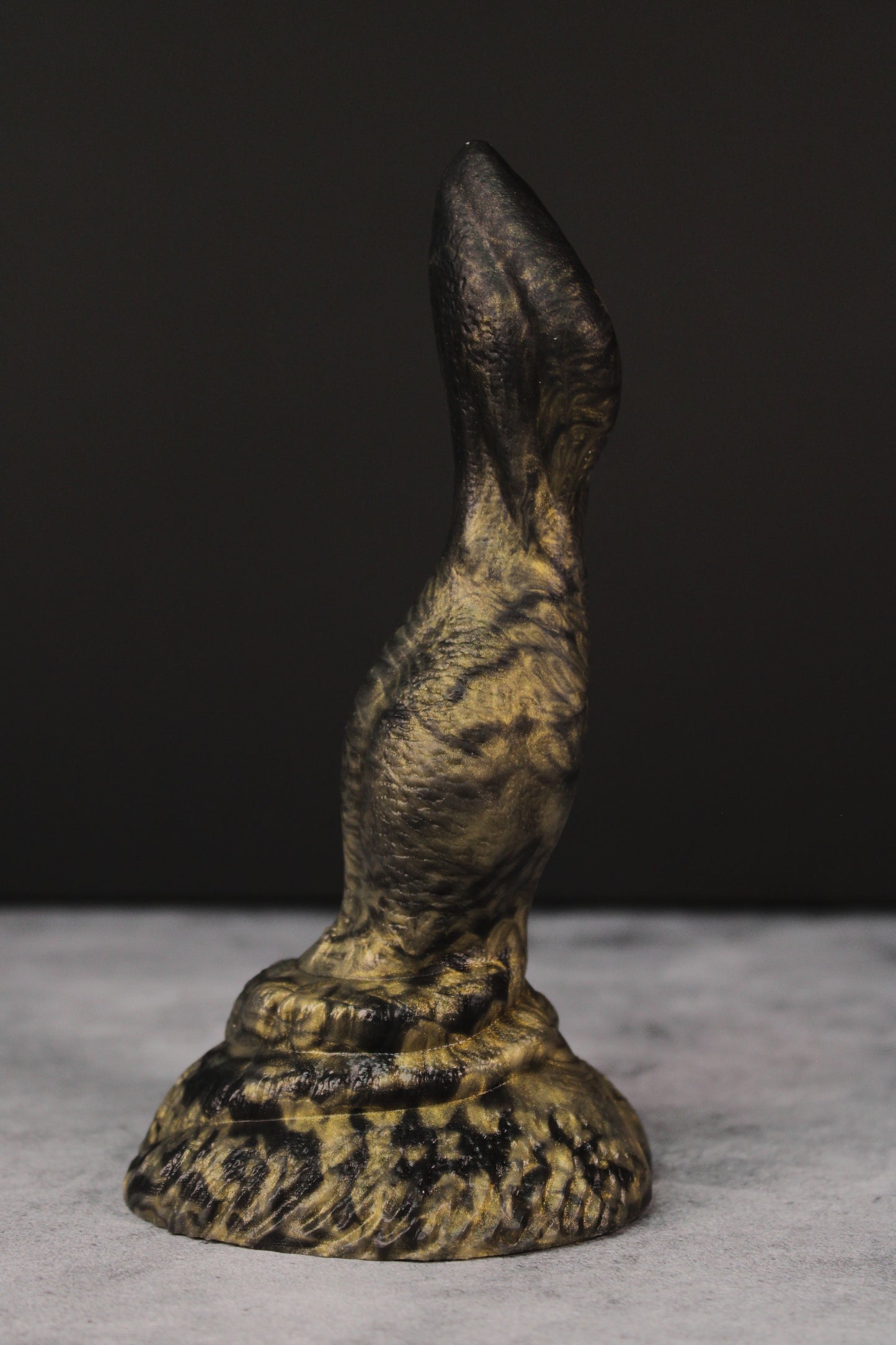 Cassius (Small | Hybrid)