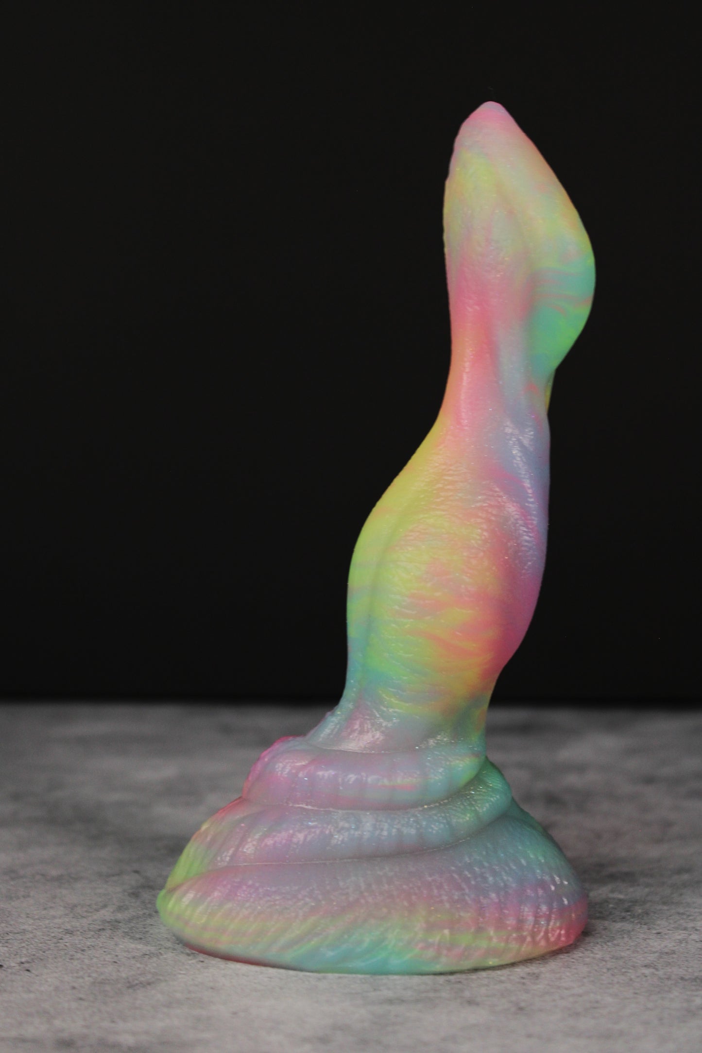 Cassius (Small | Soft)