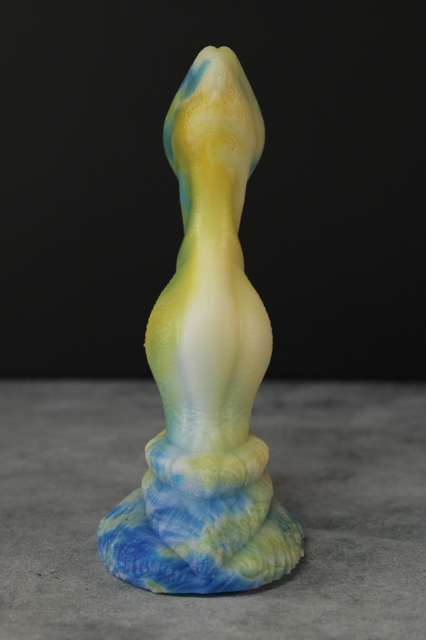 Cassius (Small | Soft)